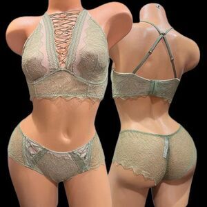 Victorias Secret set Very Sexy High Neck Lace up bralette bra & Cheeky panty M